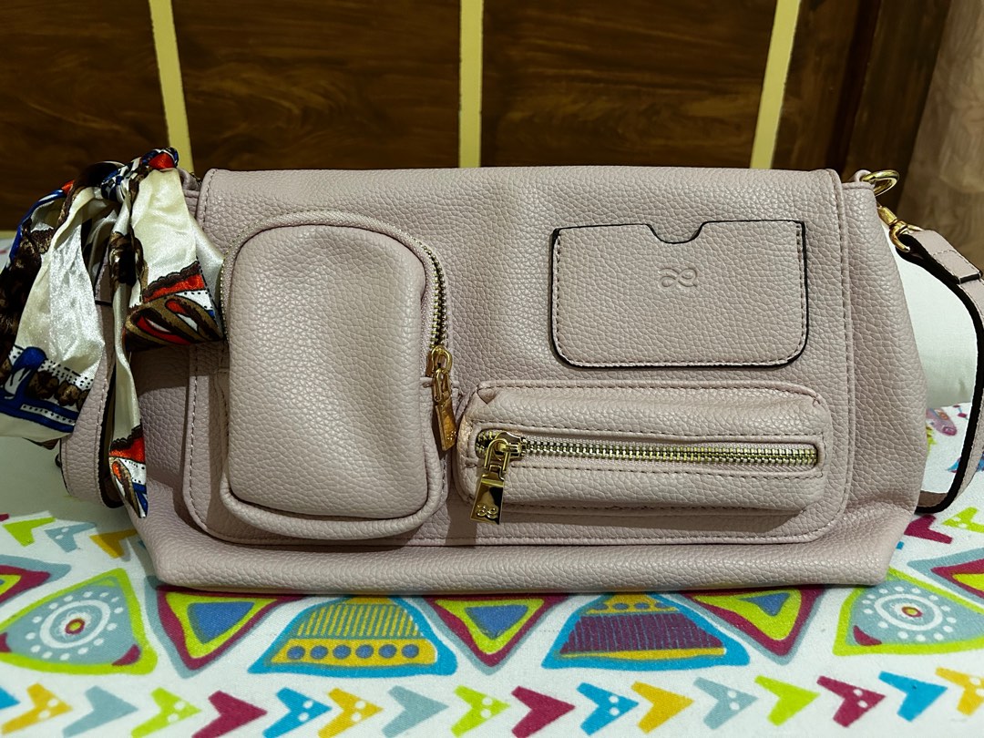 House of Little Bunny (HOLB) Voyage Candy, Women's Fashion, Bags