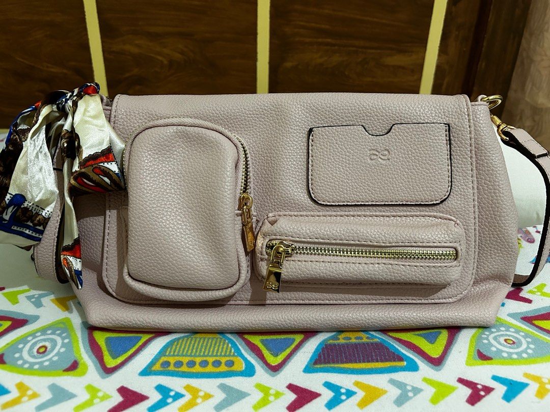 House of Little Bunny (HOLB) Voyage Candy, Women's Fashion, Bags