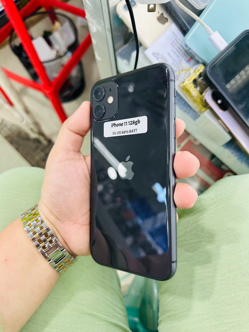 Iphone 11 128gb 88% batt FU NTC (Category: iPhone 11 Series) located in San Juan City. Submitted by javedsgadgetshop (Listing ID 1331010535, Image 2). Description: OPEN FOR INSTALLMENT VIA CREDIT CARD/GGIVES/SPAY/BILLEASE & SWAP/TRADE-IN! BUY AND SELL! Quick Specs : Iphone 11 •128gb •NTC Variant •88% batt health •Factory Unlock •95% Smoothness •No hidden issue | No Repaired •100% Authentic | Not Refurbished •w/ OEM Charger & store warranty ❣️ - s