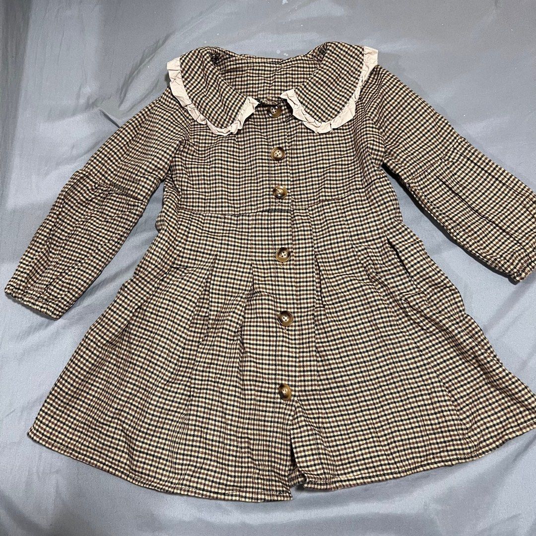 Korean collared checkered dress longsleeve (Category: Babies & Kids Fashion) located in Cavite. Submitted by fleurtykes (Listing ID 1331052561, Image 1). Description: Used once Cavite Jnt .