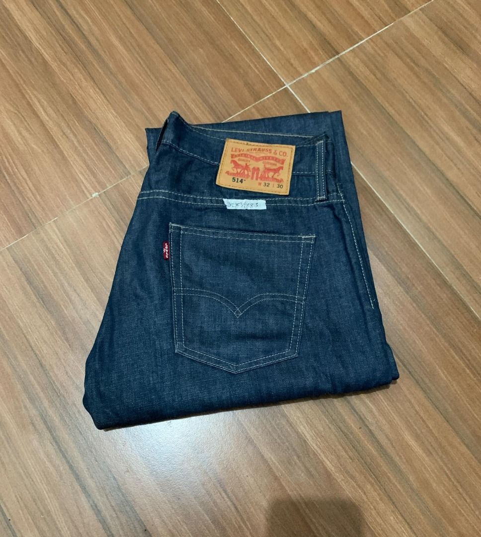 LEVI S 514 RAW DENIM SIZE 32 Men s Fashion Bottoms Jeans on Carousell