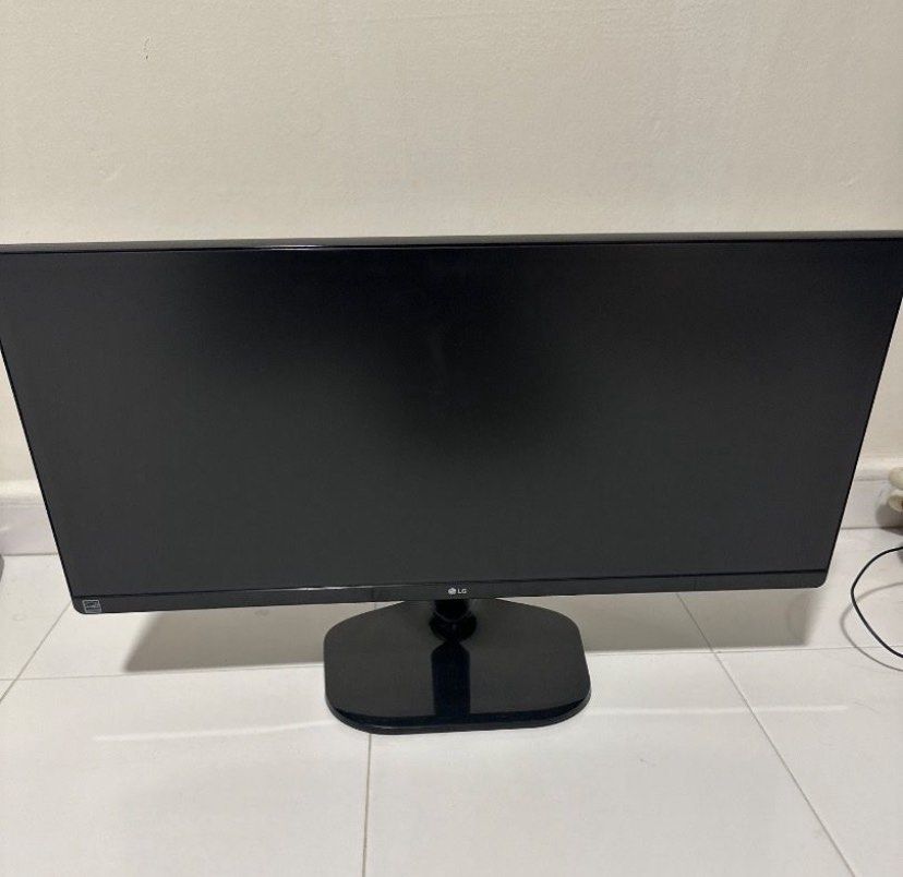 LG WideScreen Monitor 1080p, Computers & Tech, Desktops on Carousell