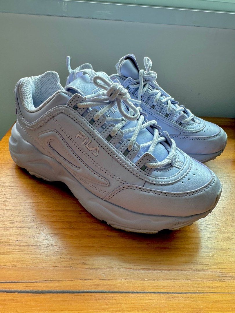 Shiny fila shoes deals