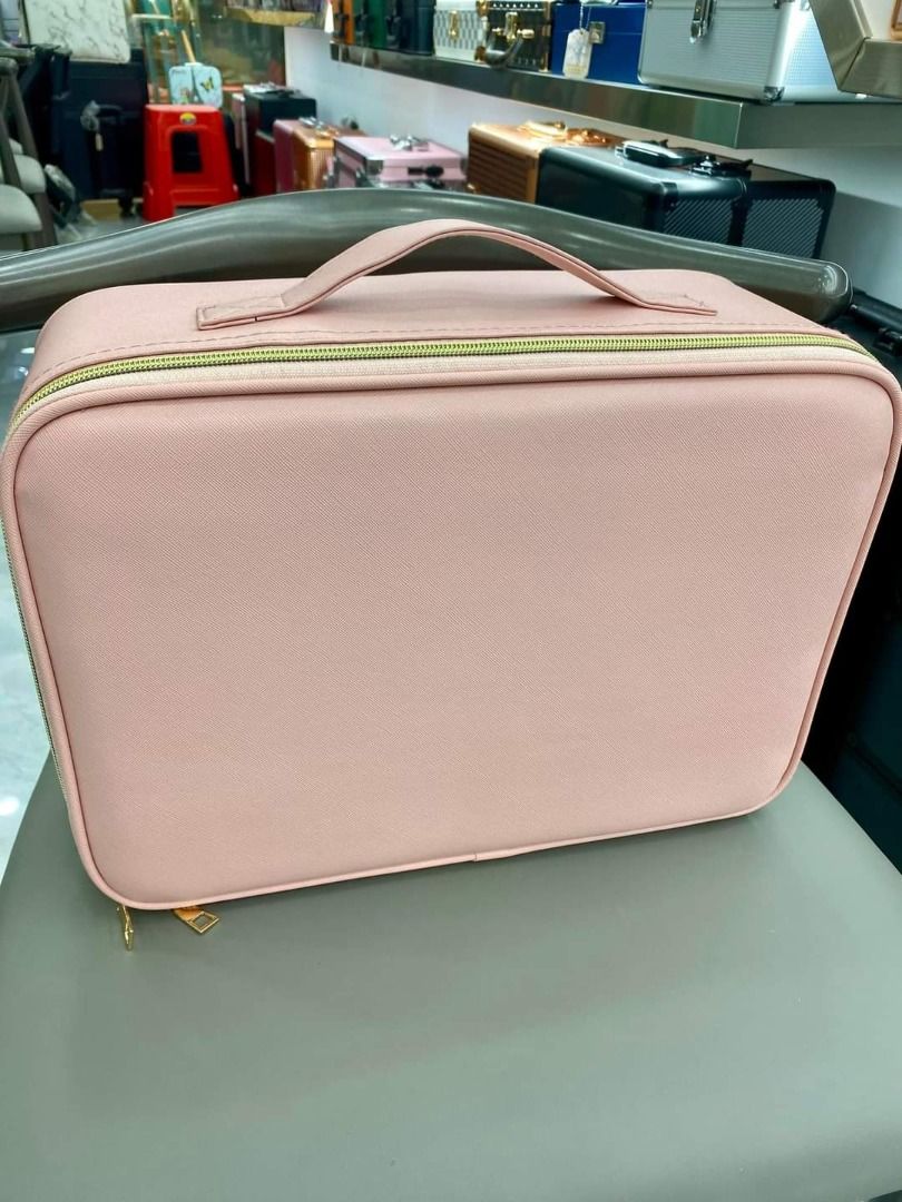 Make Up Organizer With Detachable Mirror Pink (Category: Makeup) located in Quezon City. Submitted by mlacosmetiquenoime (Listing ID 1330945103, Image 1). Description: .