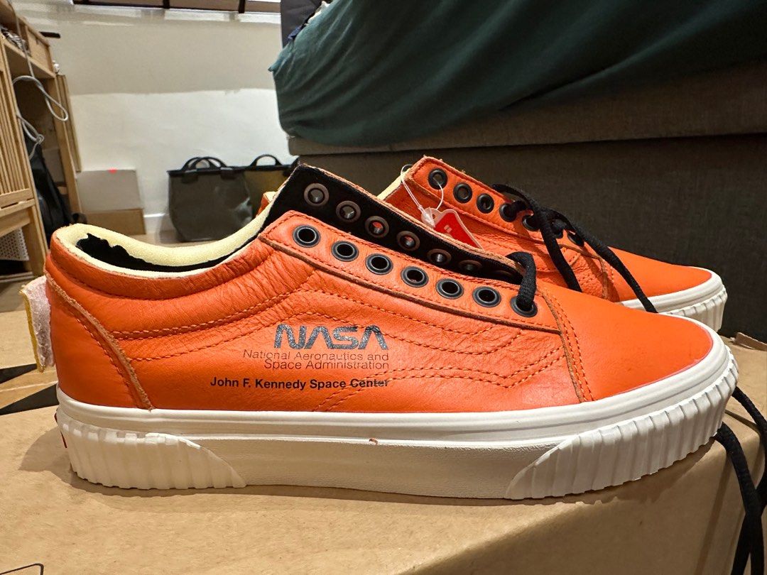 Low top nasa vans top