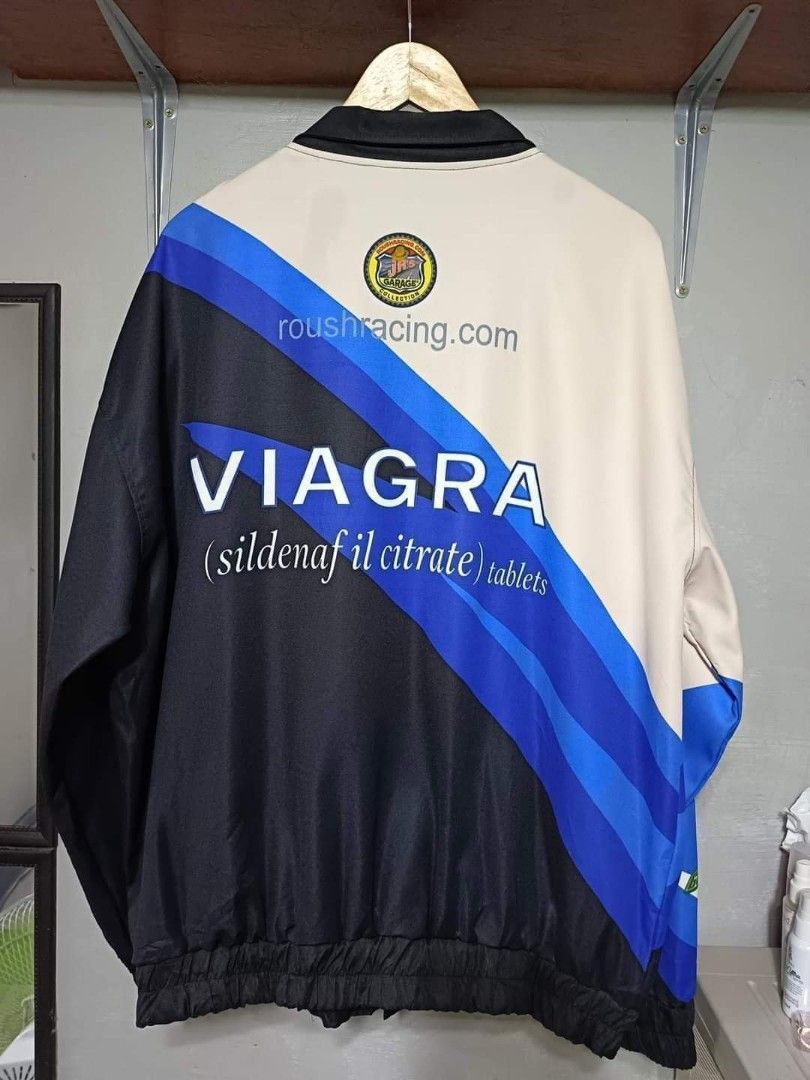 Nascar Racing Jacket (Category: Coats, Jackets and Outerwear) located in San Jose. Submitted by shady.archives (Listing ID 1330901666, Image 2). Description: Large to XL very good condi no issues.