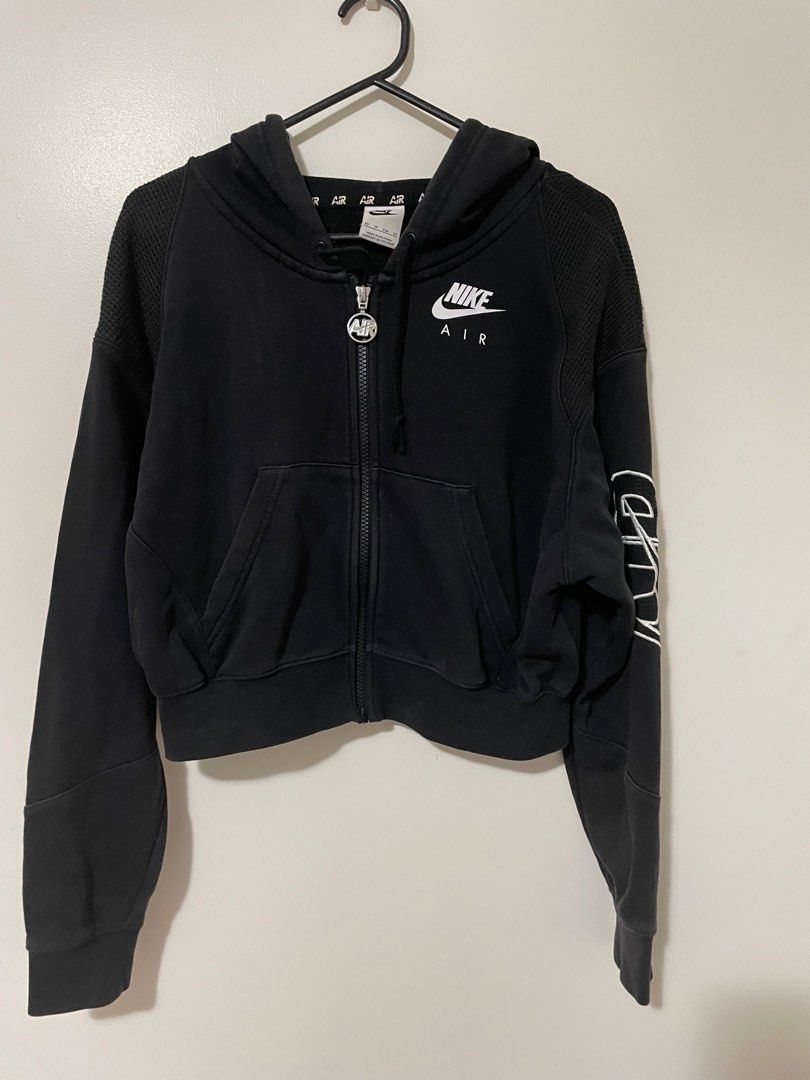 nike air women's apparel