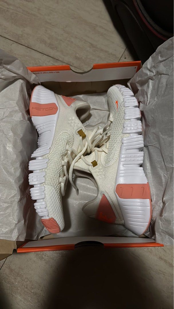 Nike Free Metcon 4 Ladies Women s Fashion Footwear Sneakers on Carousell
