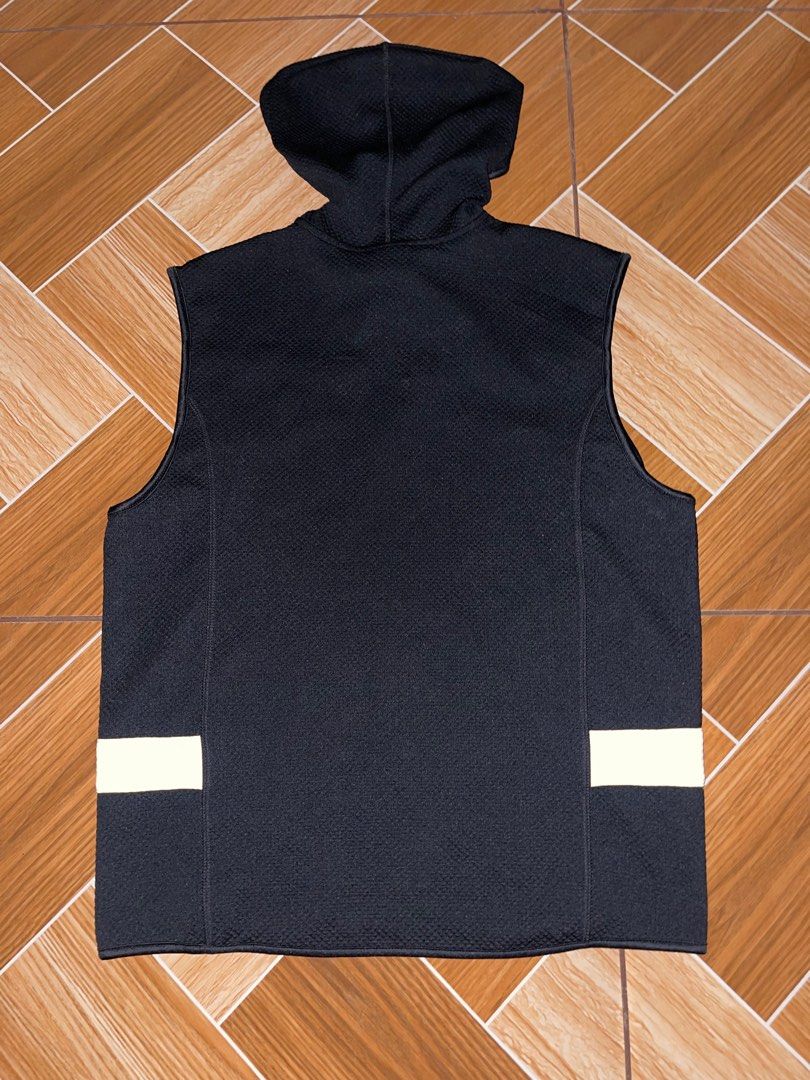 Nike sleeveless zip up hoodie 2025
