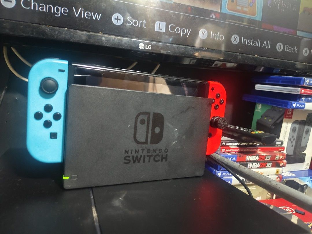 Nintendo Switch v1 JB (Category: Nintendo) located in Binan City. Submitted by olxph_401981327 (Listing ID 1330963111, Image 3). Description: For Sale only! Nintendo Switch v1 Unpatched with: Dock Joycons charger 128gb SD Card Full of Games na rin may Psp, Ps1, Gameboy etc. 7500 lastprice.. bilhan nyu nlng ng RCM Loader or connect sa PC/Laptop pag nalowbatt..