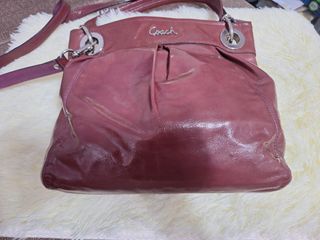 (Category: ) located in . Submitted by Exhale_Fashion (Listing ID 1330992171, Image 1). Description: .