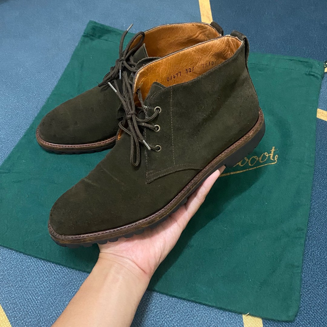 salvatore ferragamo chukka boots