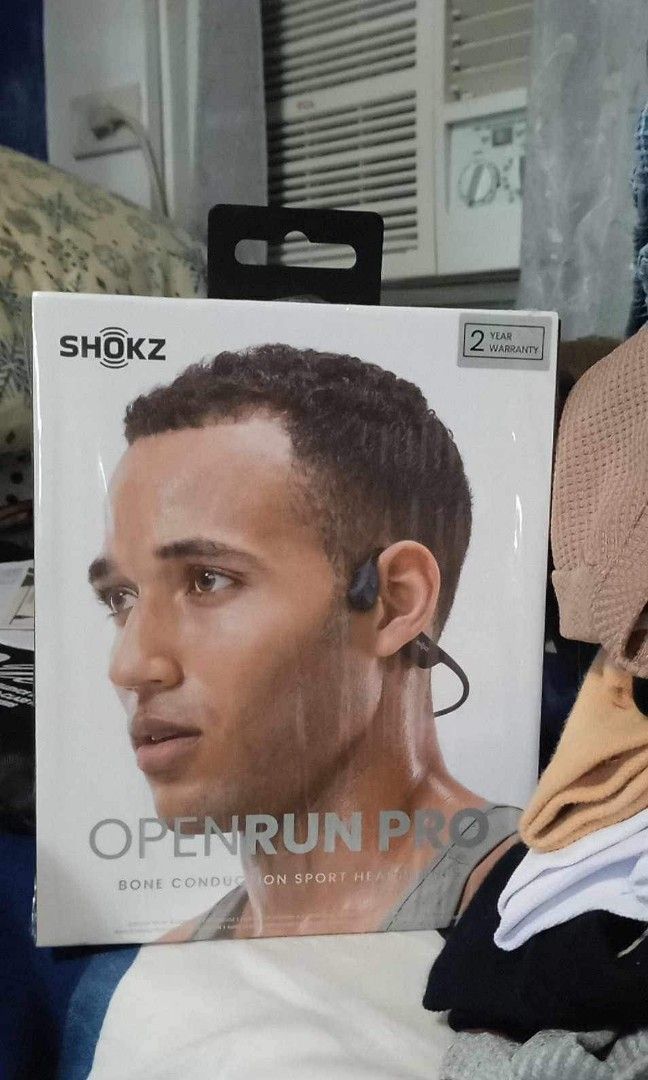 Shokz Open Run Pro (Category: Earphones) located in Indang. Submitted by j.c.62636 (Listing ID 1330972867, Image 1). Description: No defects; original store bought; for those who want to use it indoors, it comes with noise cancelling earbuds from Germany (Loops).