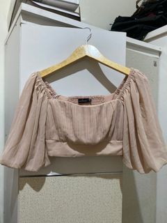 (Kategori: ) berada di . Dikirim oleh mauvepreloved (ID iklan 1330969889, Gambar 1). Deskripsi: .