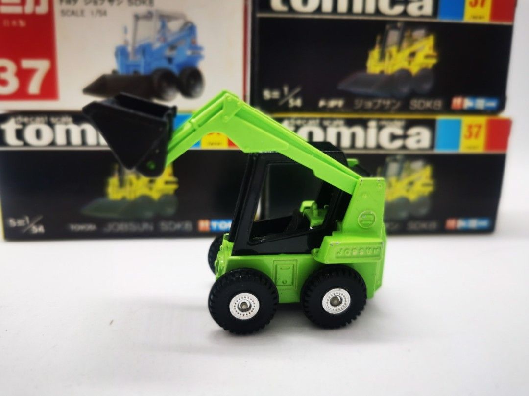 Tomica 37 Toyota JOBSUN SDK8 Tomy, 興趣及遊戲, 玩具& 遊戲類 Tomica 37 Toyota JOBSUN SDK8 Tomy, 興趣及遊戲, 玩具& 遊戲類