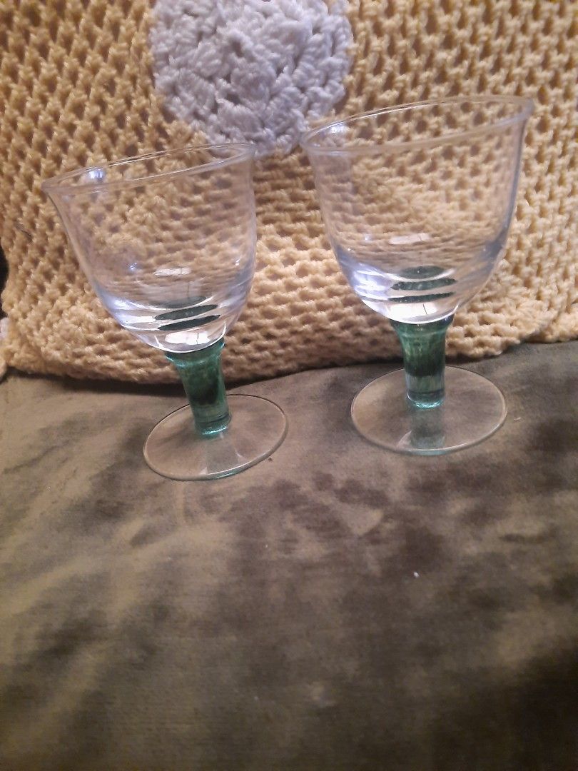 Wine goblet 5x3.5" thick short stem green 2 pcs available (Category: Other Kitchenware & Tableware) located in Manila. Submitted by luckycharm_215 (Listing ID 1330891007, Image 1). Description: price pc or take all.