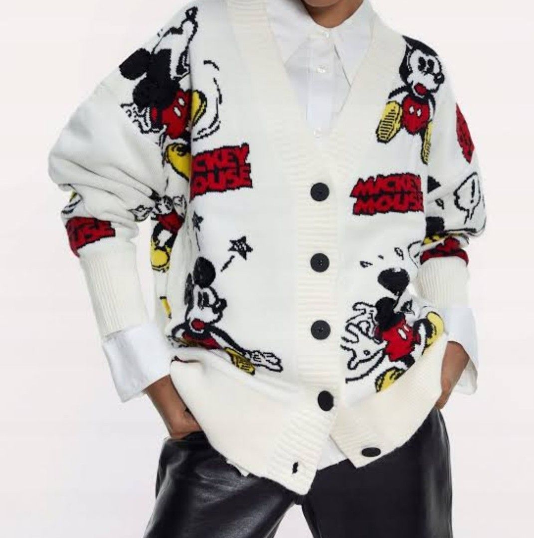 ZARA Mickey Disney Cardigan Rare Item Fesyen Wanita Pakaian Wanita Atasan di Carousell