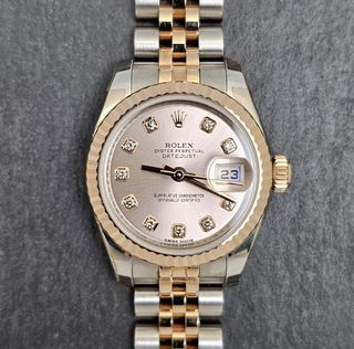 (Category: ) located in . Submitted by davidofftimepieces (Listing ID 1331181810, Image 1). Description: .