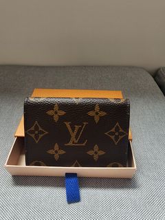 ［新品・未使用］LOUIS VUITTON トゥルース・コスメティック　ポーチ Lv made” For Sale | Bags & Wallets | Carousell Singapore