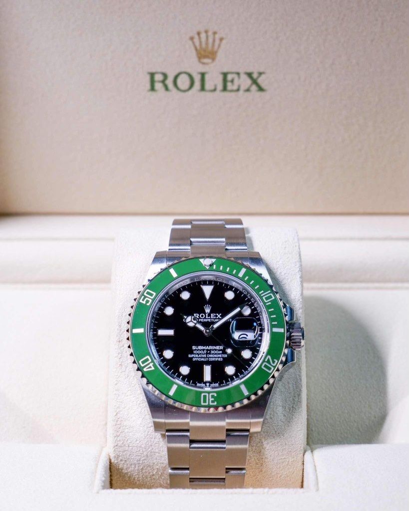 Authentic Rolex Submariner Date Starbucks (Category: Luxury Watches) located in Quezon City. Submitted by prebyp (Listing ID 1331197466, Image 1). Description: Dec 31, 2023 new year’s eve date, brand new unworn, complete links, full set, complete boxes, NFC card, green hang tag, manual, white hang tag with reference and serial number.