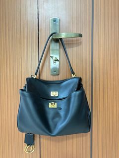 (Category: ) located in . Submitted by xiaonan8851 (Listing ID 1331129527, Image 1). Description: .