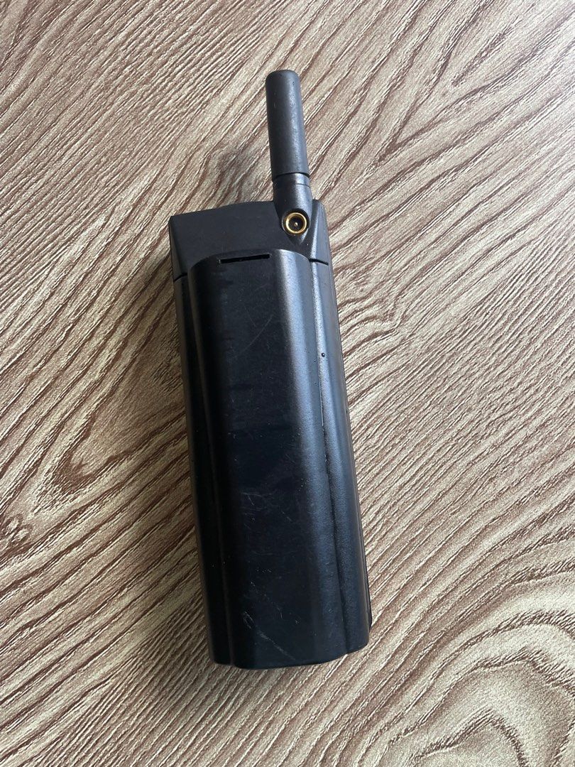 Ericsson (Category: Early Generation Mobile Phones) located in Kuala Lumpur. Submitted by fathiros (Listing ID 1331084579, Image 3). Description: .