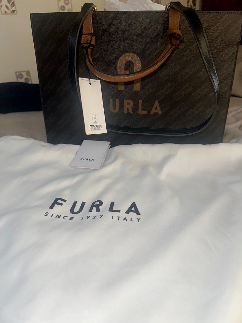 Furla bag (Category: Luxury Bags & Wallets) located in Quezon City. Submitted by skoom (Listing ID 1331168764, Image 1). Description: Used once. In very good condition. Rfs: decluttering .