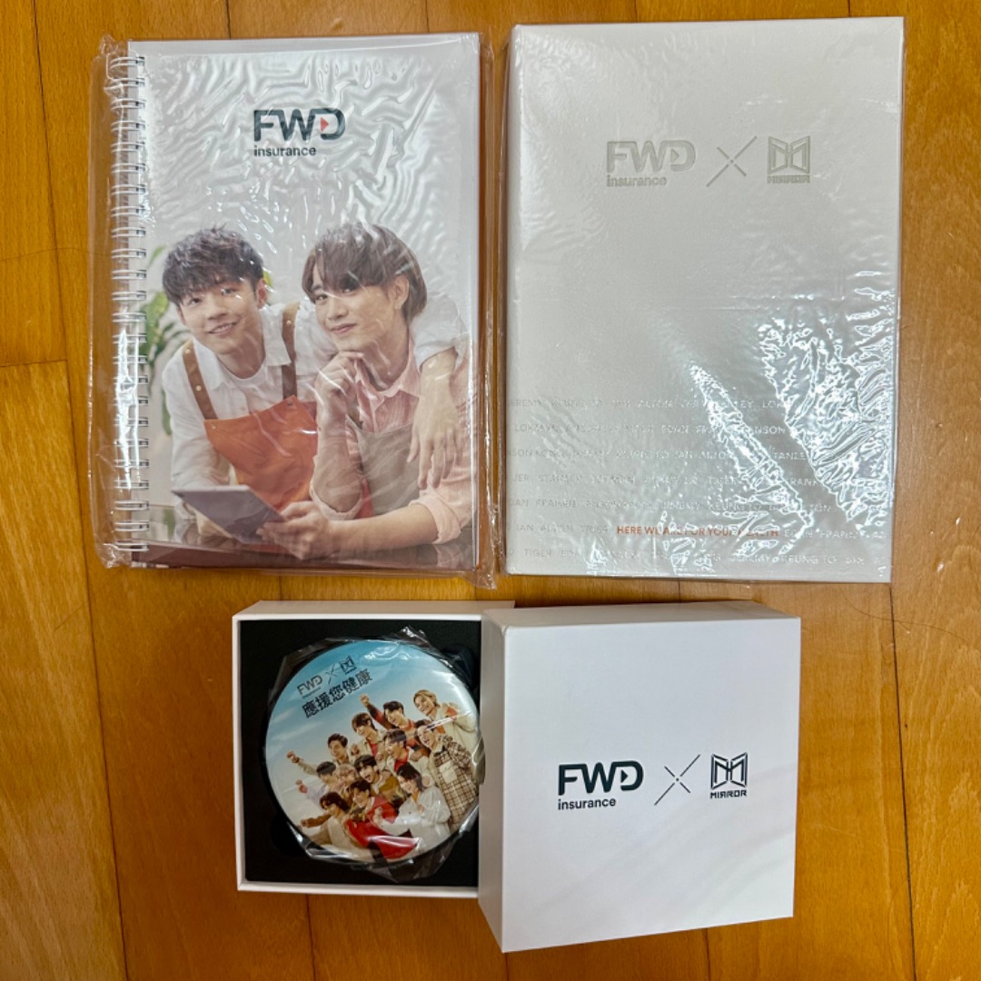 全新FWD 無線充電器 Notebook ian jer mirror, 興趣及遊戲, 書本 & 文具, 小說 & 故事書 - Carousell