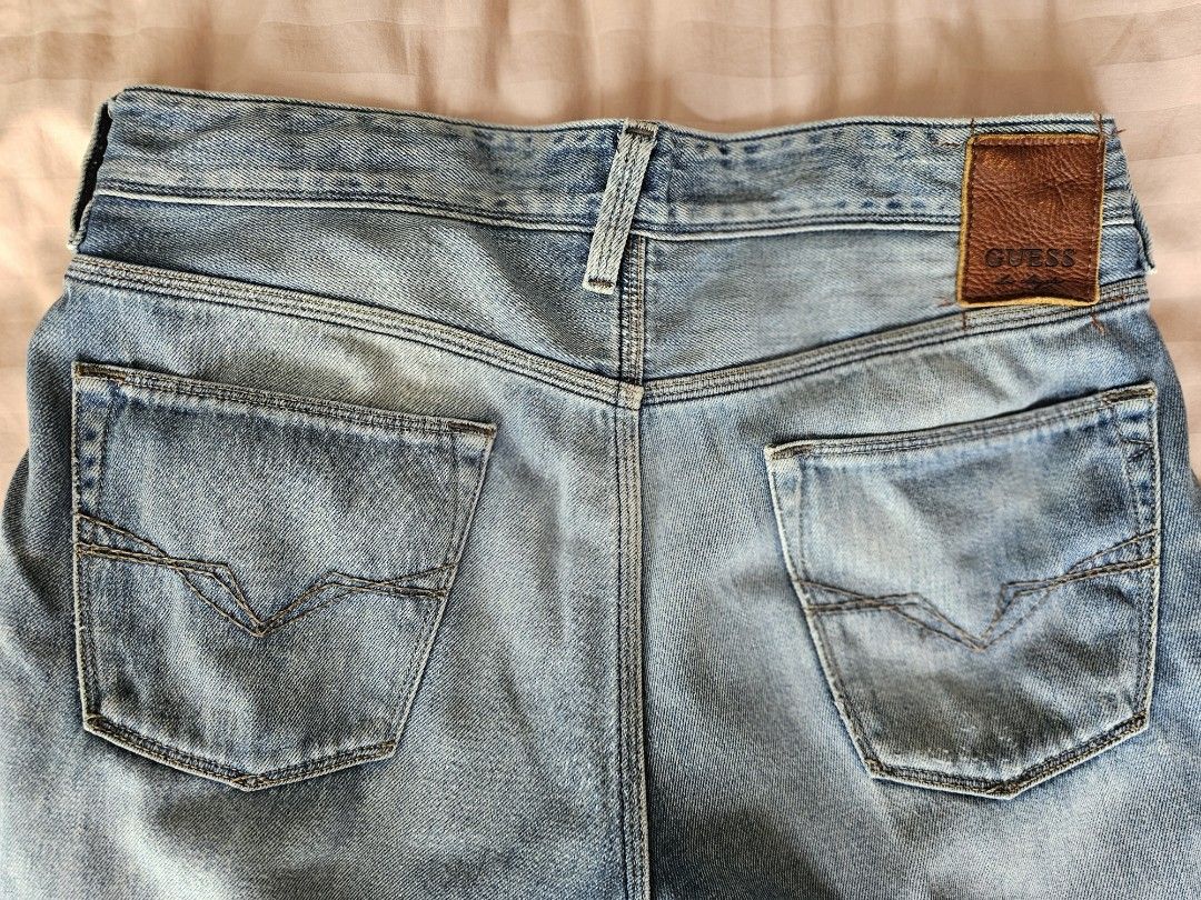 Guess Jeans Lincoln Slim Straight Low waist Men s Fashion Bottoms Jeans on Carousell