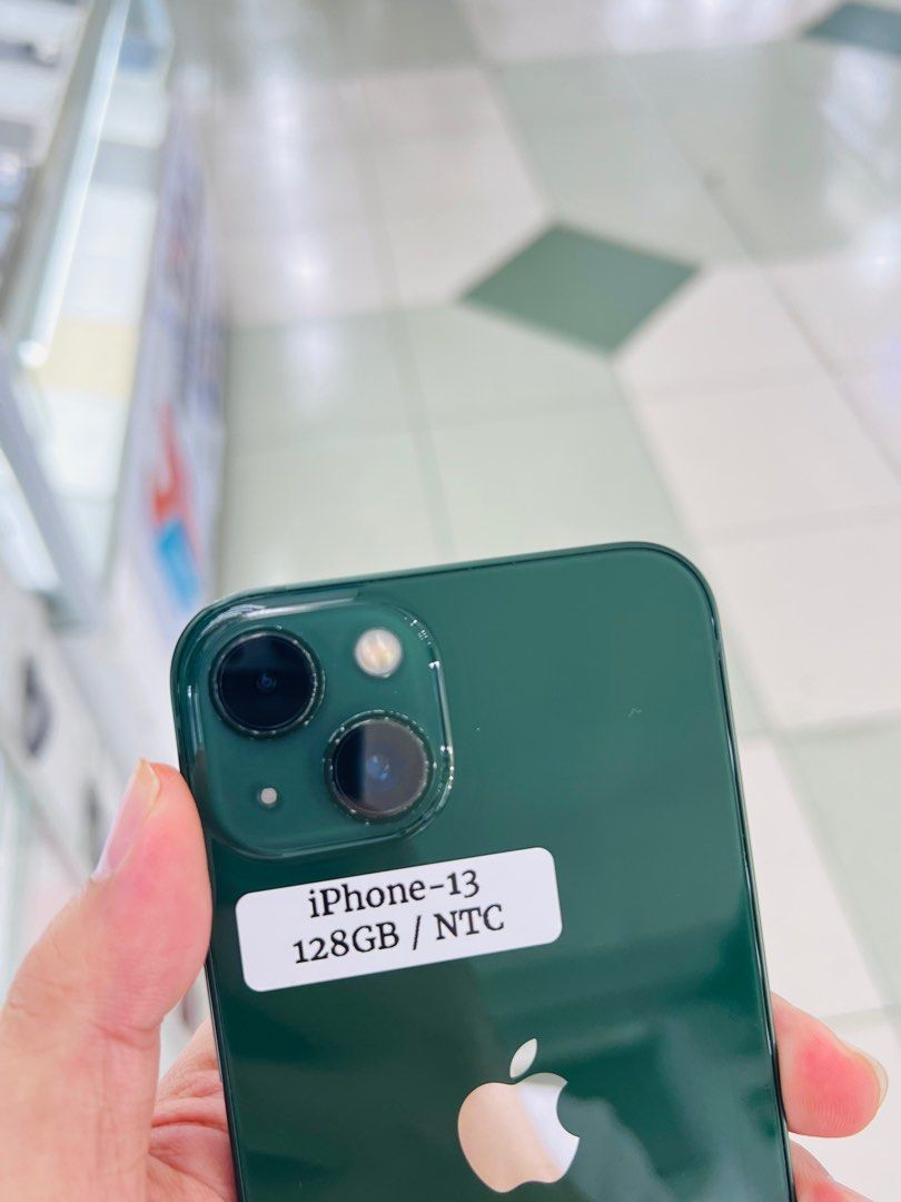 iPhone 13 128GB 86BH Globelocked 98%smooth No issues (Category: iPhone 13 Series) located in San Juan City. Submitted by saabangadgetshop (Listing ID 1331083310, Image 2). Description: Onhand | Pre-owned iPhone 13 128GB Globelocked NTC APPROVED Battery Health 86% NO HIDDEN ISSUES NO HISTORY OF REPAIR 98%Smooth with chip paint sa camera TEST TO SAWA RESET ALL YOU WANT TEST ALL YOU WANT NOT REFURBISHED AUTHENTIC PHONE ALL WORKING (FREE 3UTOOLS) iPh