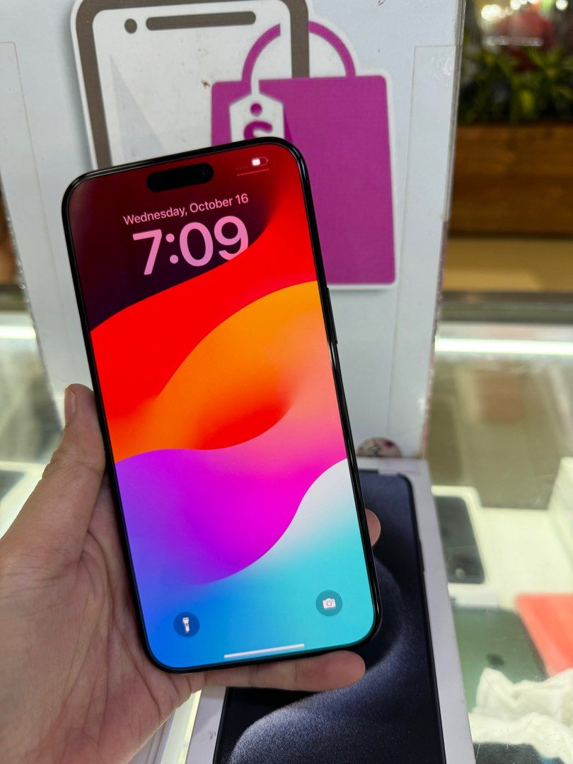iphone 15 pro max 256gb good as new ntc variant (Category: iPhone 15 Series) located in Cainta. Submitted by vine_gadget_shop (Listing ID 1331205974, Image 2). Description: iphone 15 pro max 256gb good as new ntc variant complete package warranty until february 2025 pick up store greenhills shopping center we accept trade in we accepy credit card and ggives installment we do cod and door to door we ship nationwide for fast transaction call 092773