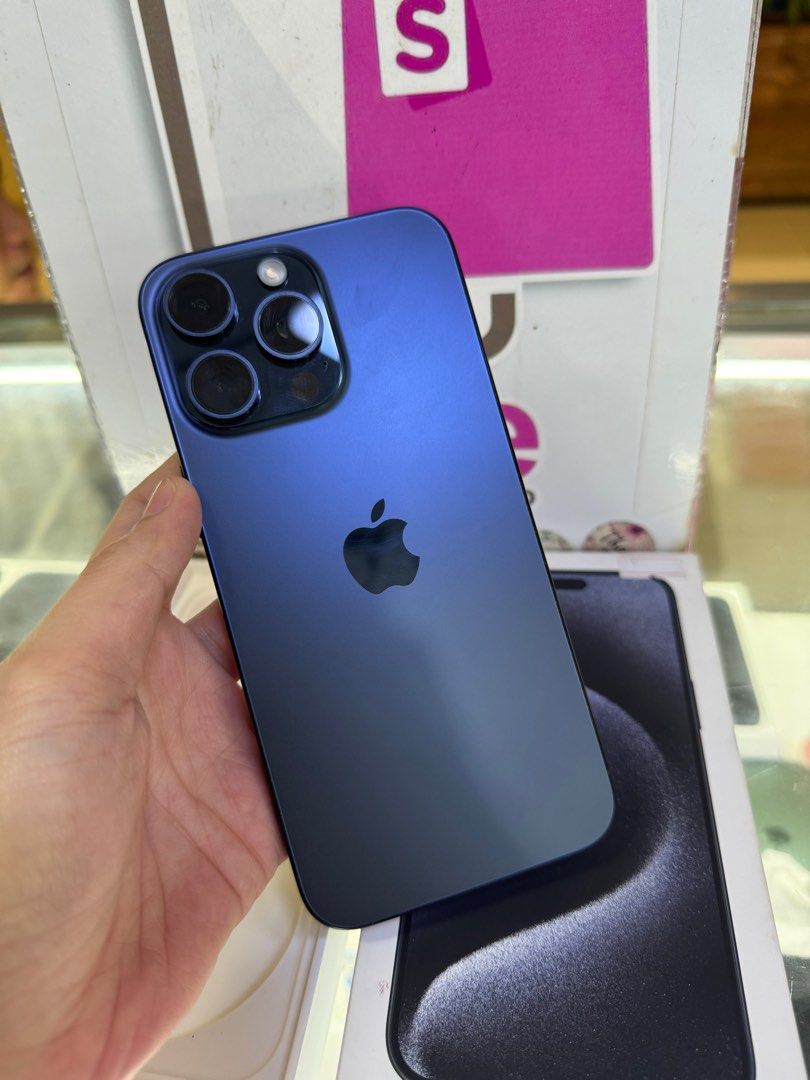 iphone 15 pro max 256gb good as new ntc variant (Category: iPhone 15 Series) located in Cainta. Submitted by vine_gadget_shop (Listing ID 1331205974, Image 1). Description: iphone 15 pro max 256gb good as new ntc variant complete package warranty until february 2025 pick up store greenhills shopping center we accept trade in we accepy credit card and ggives installment we do cod and door to door we ship nationwide for fast transaction call 092773