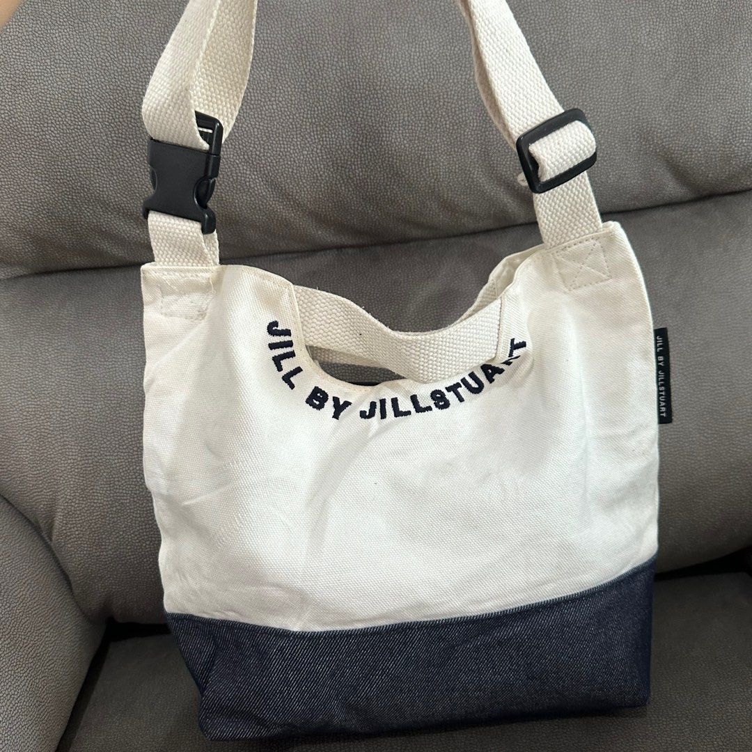 関税込☆JILLSTUART★Newpaper white logo color linen tote bag 関税込☆JILLSTUART☆Newpaper white logo color linen tote bag