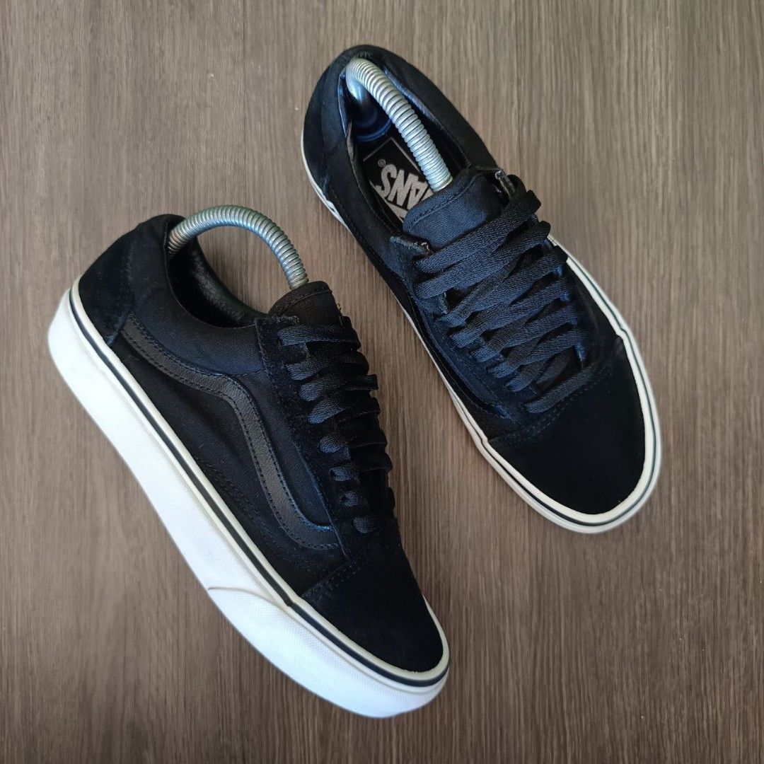 KASUT BUNDLE SNEAKERS VANS UNISEX Men s Fashion Footwear Sneakers on Carousell