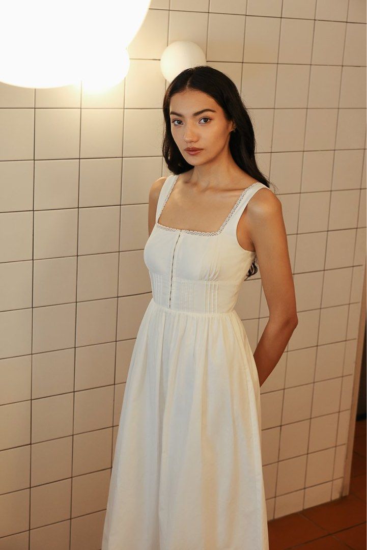 LOVET EILEEN PADDED PINTUCK LACE TRIM CORSET DRESS (WHITE), Women's  Fashion, Dresses & Sets, Dresses on Carousell