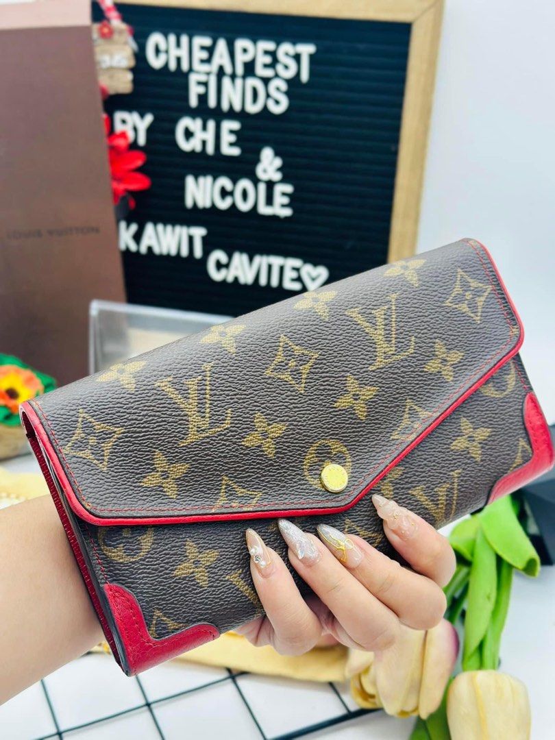 Lv Envelope Sarah Wallet (Category: Luxury Bags & Wallets) located in Cavite. Submitted by checherosales (Listing ID 1331225882, Image 2). Description: Please check and visit our Fb Page Cheapest Finds Authentic Preloved Items for more detailed photos.