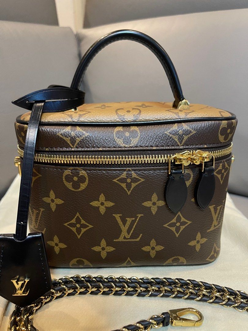 LV Vanity Reverse PM (Category: Luxury Bags & Wallets) located in Baliuag. Submitted by rosearcega (Listing ID 1331096854, Image 2). Description: Selling LV Vanity PM Complete Liked new For inquiries, kindly message me. Thank you! .