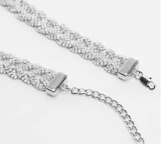 (Category: ) located in . Submitted by luxcollectionbyjy (Listing ID 1331180347, Image 1). Description: .
