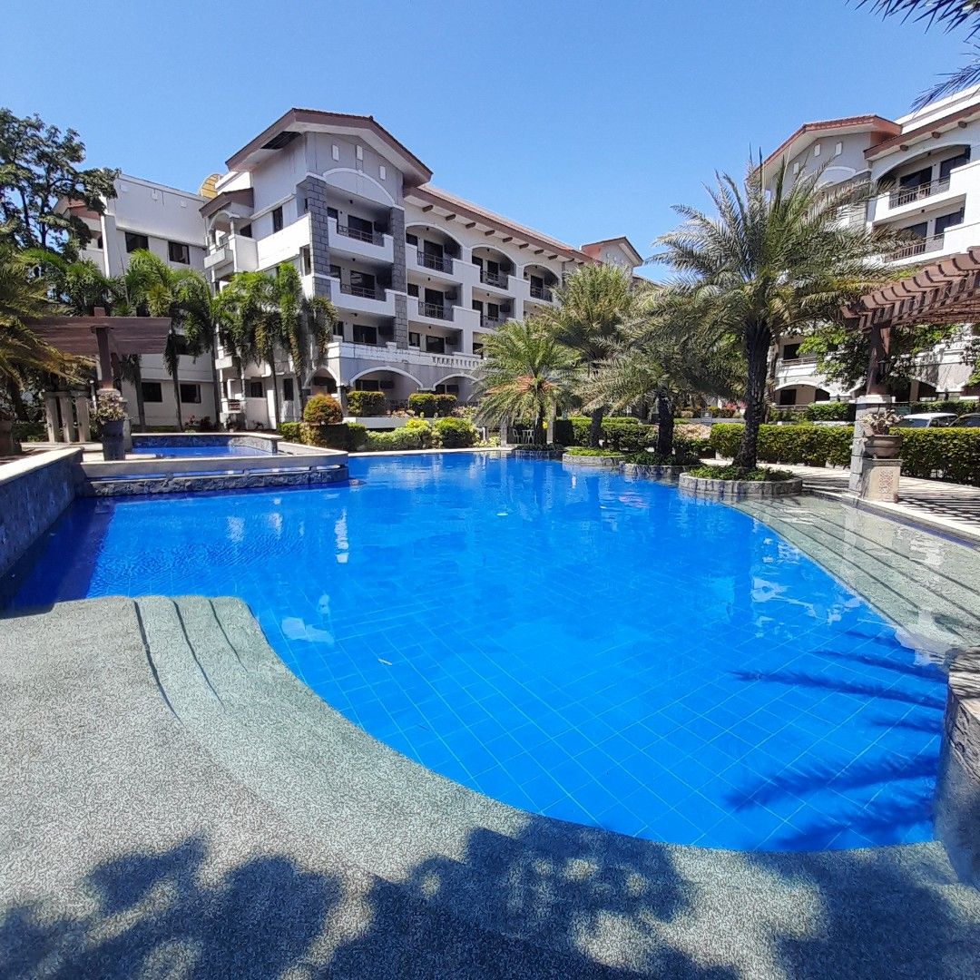 Maricielo Villas by DMCi (Category: Apartments & Condos) located in Manila. Submitted by ja_mese (Listing ID 1331221956, Image 1). Description: Maricielo villas dmci las pinas -rent 21k/month -furnished -2nd floor prime view of the pool from bedroom -2 bed room. -balcony -near school, mall and hospital Payment terms: 1month advance; 2months deposit and 11 pdc.
