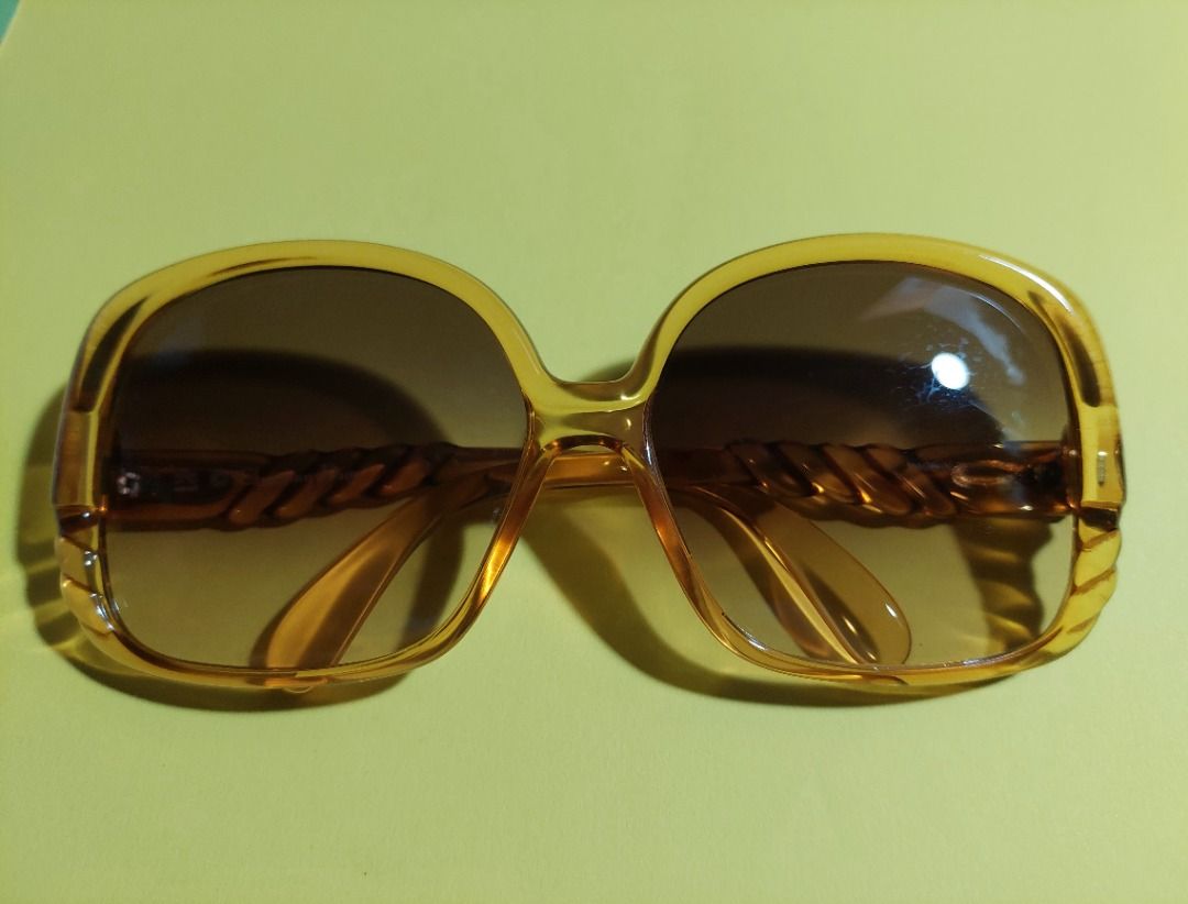 Mint Christian Dior Optyl amber sunglasses, Women's Fashion, Watches