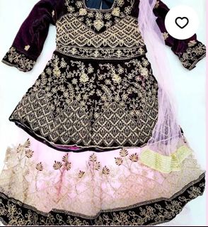 (Category: ) located in . Submitted by riga_silks (Listing ID 1331217619, Image 1). Description: .