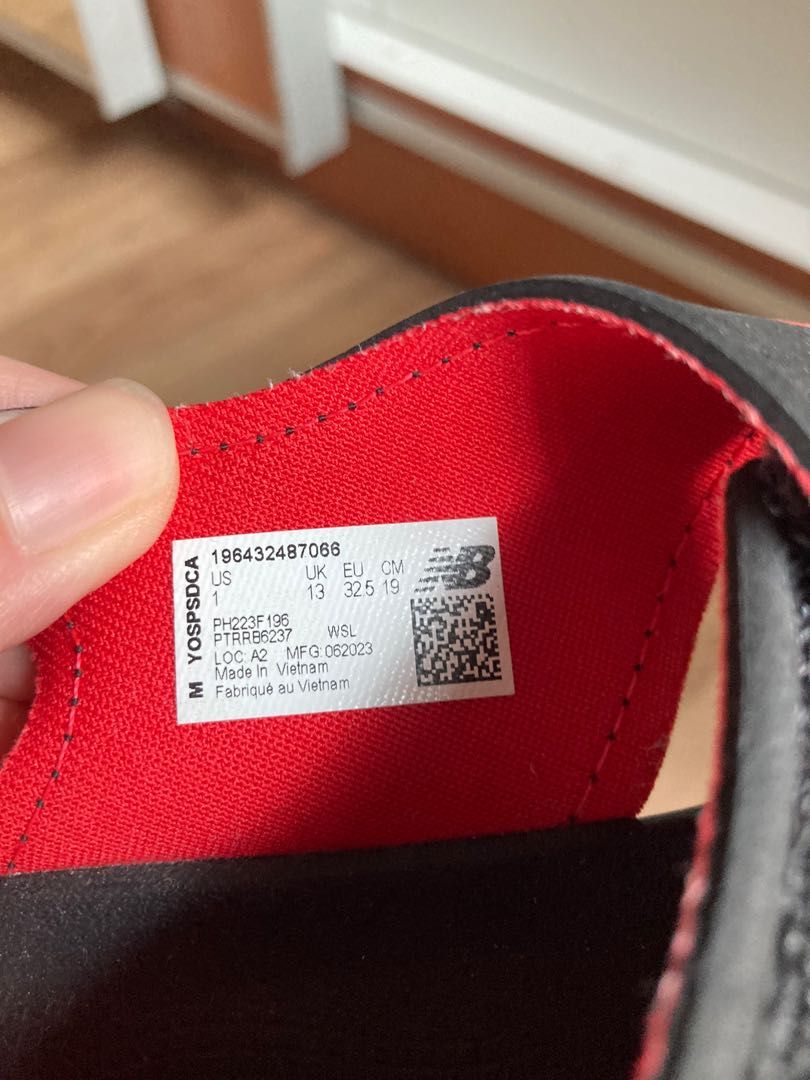 New Balance Sandals B1T1 (Category: Babies & Kids Fashion) located in Manila. Submitted by chabachaba (Listing ID 1331069872, Image 3). Description: 1500 for 2 pairs Size 13 and 1 See pic for size Like new 100% authentic.