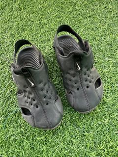 (Category: ) located in . Submitted by AMS_wardrobe (Listing ID 1331157370, Image 1). Description: .