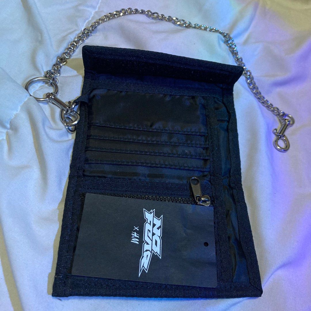 Wallet chain hm deals