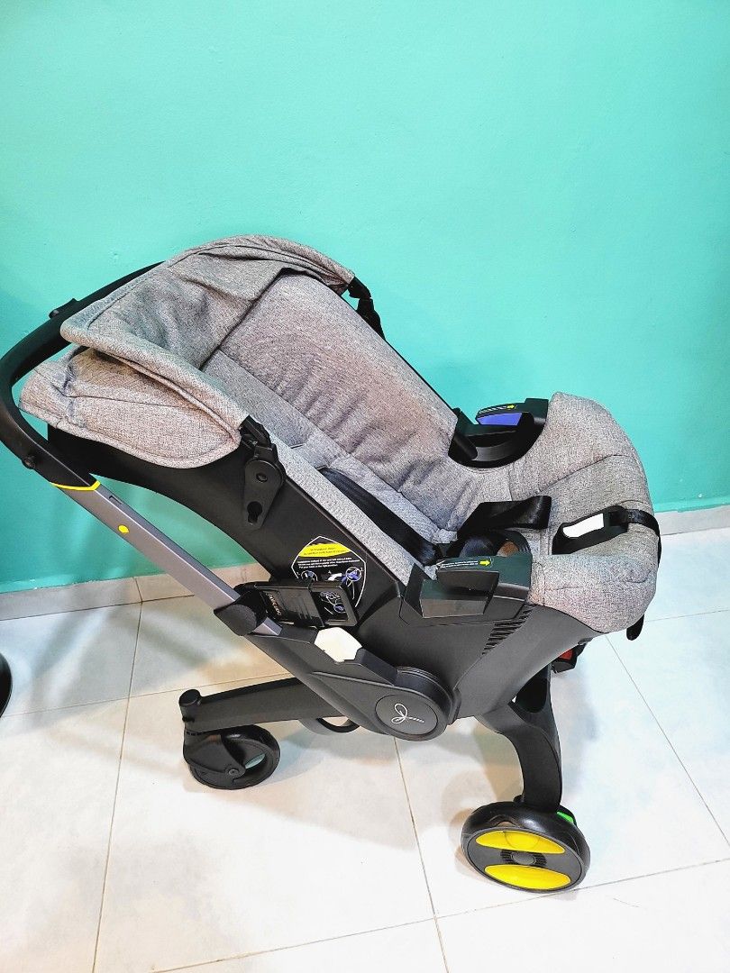 NOT DOONA Stroller but works exactly like Doona Babies Kids Going Out Strollers on Carousell