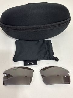 (Category: ) located in . Submitted by shop_away_ (Listing ID 1331189083, Image 1). Description: .