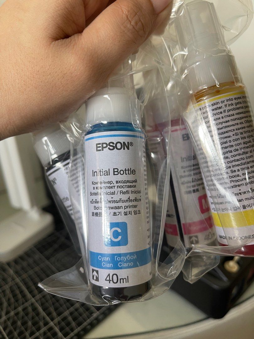 Orig Epson Initial Bottle (Category: Printers, Scanners & Copiers) located in Quezon City. Submitted by waddieclutters (Listing ID 1331059191, Image 3). Description: Rfs: bought a new epson l121 and used pigment ink Retiro QC .