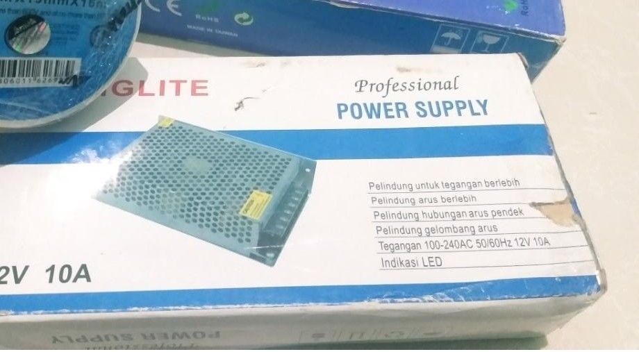 Power Supply (Category: Electrical, Adaptors & Sockets) located in Paranaque City. Submitted by edsniw (Listing ID 1331211238, Image 3). Description: SALE mark down ⬇️ Power supply With Box - 500 No box - 400 good as new Meet up Sm Sucat Parañaque Bamboo Organ church Las Piñas Shipp ✓ Lalamove ✓ shipp fee at your cost.