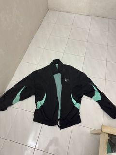 (Category: ) located in . Submitted by luqman2332 (Listing ID 1331172714, Image 1). Description: .