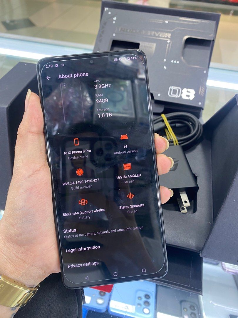 ROG 8 PRO 5G 1TERABYTE (Category: Android Others) located in San Juan City. Submitted by ace_gadgethub (Listing ID 1331092258, Image 2). Description: ROG8 PRO 1terabyte Complete package Openbox only.